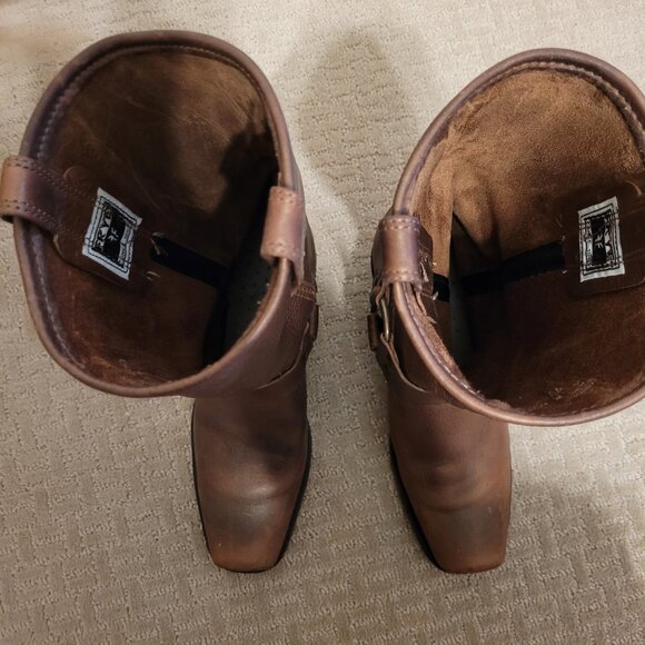 Frye Harness Boot - Gold - Women's Size 9 - Picture 8 of 16